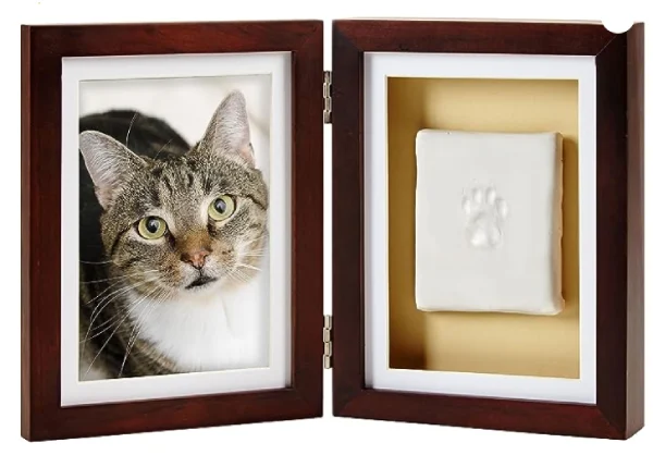 Pearhead Pet Paw Print Photo Frame With Clay Imprint Kit – Pawprint Making Kit and Photo Display for Cats and Dogs, No-Mess Pawprint Memorial, Perfect Home Decor and Gift for Pet Lovers, Espresso