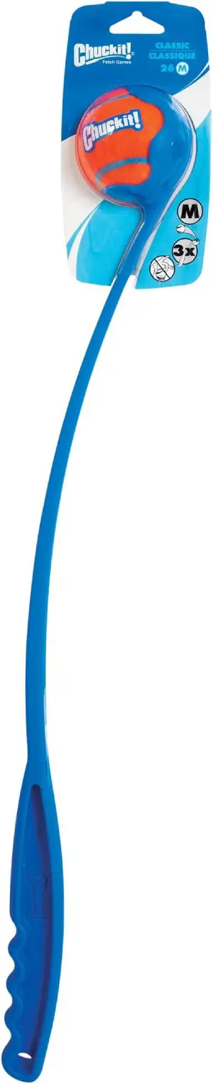 Chuckit Classic 26M Dog Ball Launcher, 26″ Length, Includes Medium Ball (2.5″) For Dogs 20-60 Pounds, Made in USA