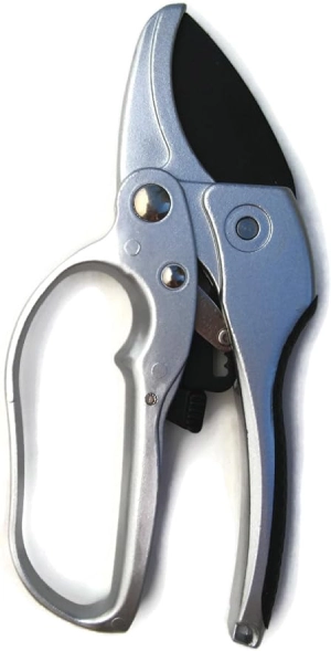 Woman’s Pro Ratchet Pruner – Garden Tool, Pruning Shears for Small Hands or Painful Hands